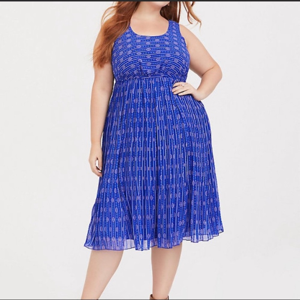 Torrid Sleeveless Blue Floral MIDI Dress Size 1